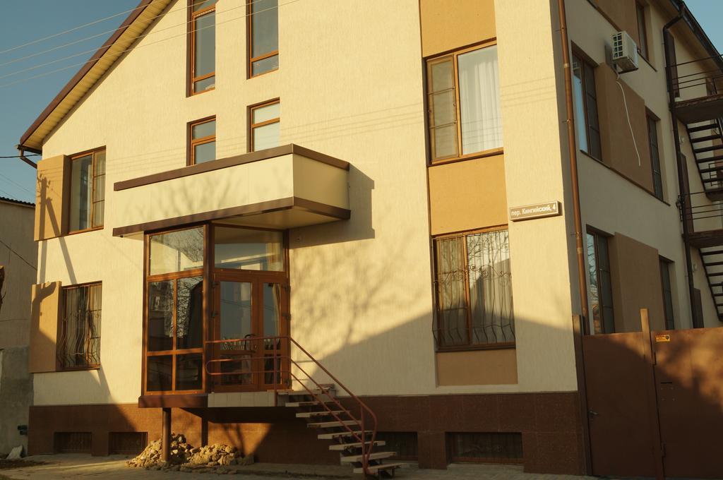 Guest House Pridneprovskiy Kherson Exterior foto